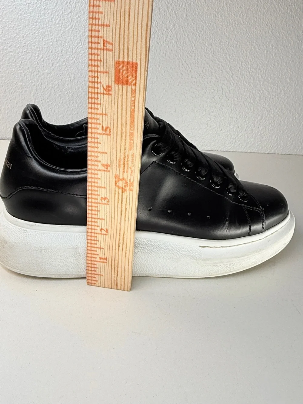 Alexander McQueen Oversized Sneakers Black Leather Mens 6.5 Womens 9